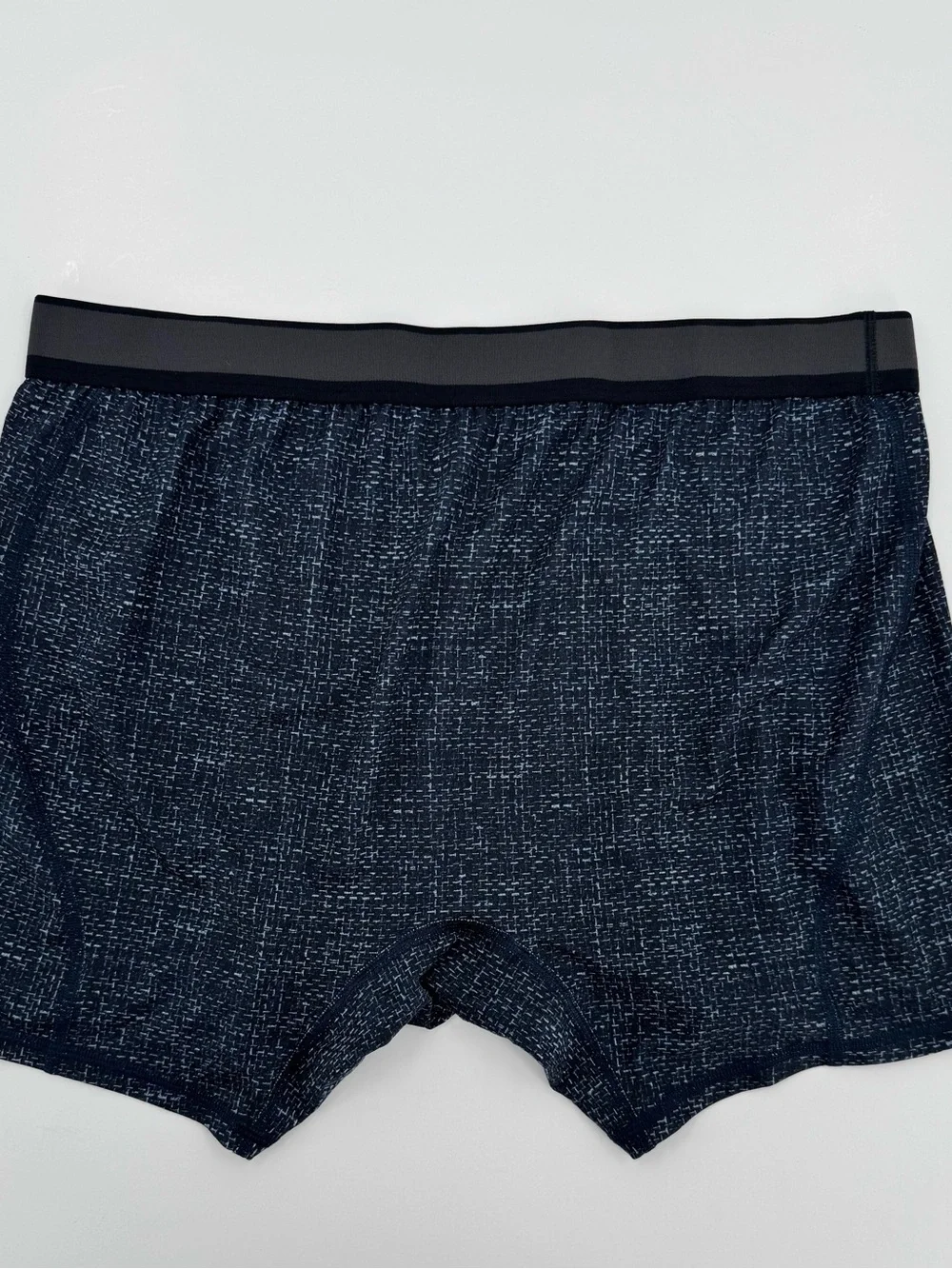 Lululemon Men’s Boxer Briefs XL Navy Gray Pattern Athletic Underwear